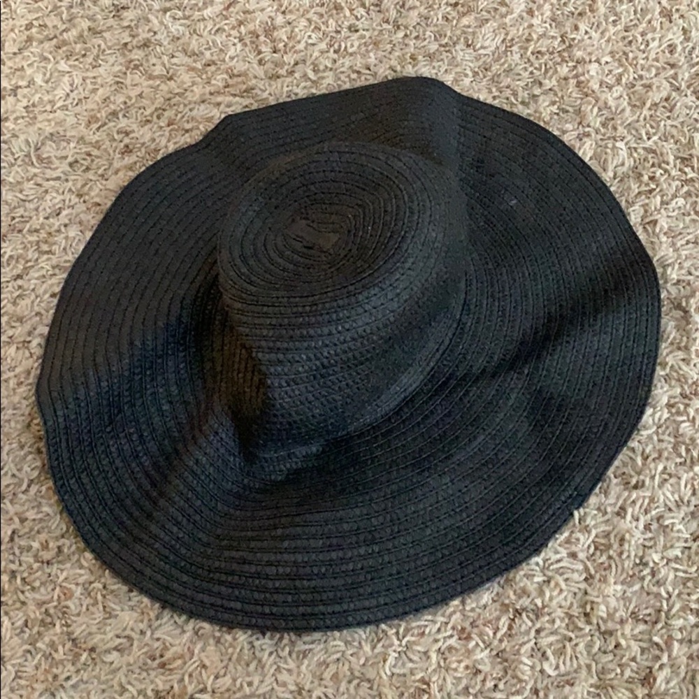 Floppy Packable Black Straw Sunhat - image 2